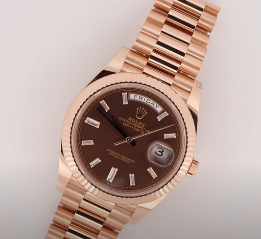 Rolex Day-Date 40mm Everose mit Baguette-Diamanten, Referenz 228235