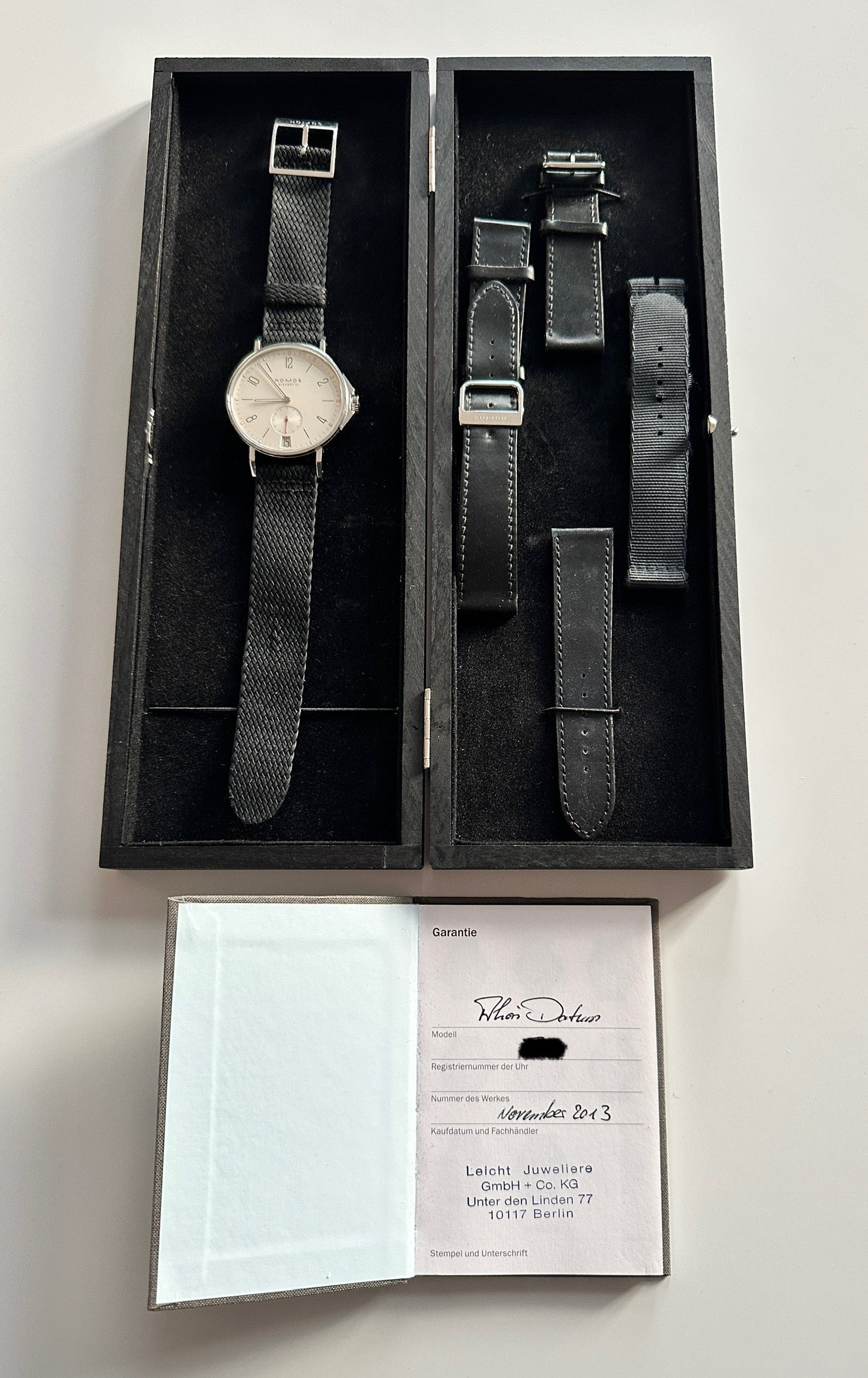 Nomos Ahoi Datum (2013) incl. Extra Straps