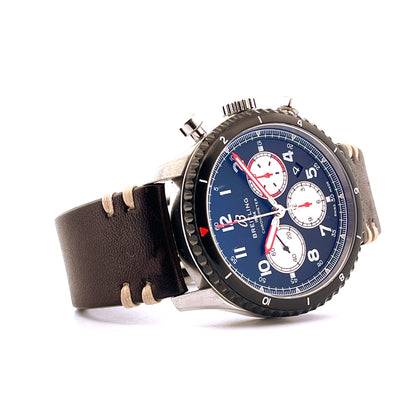 Breitling Aviator 8 B01 Chronograph 43 Mosquito (2019)